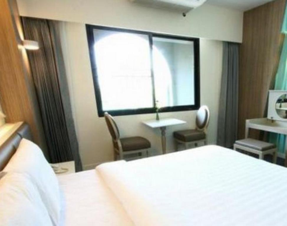 Hotel Papa Bangkok Siriraj Dış mekan fotoğraf