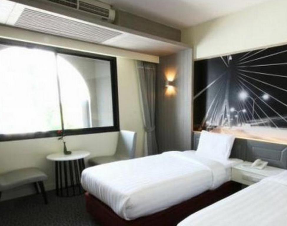Hotel Papa Bangkok Siriraj Oda fotoğraf
